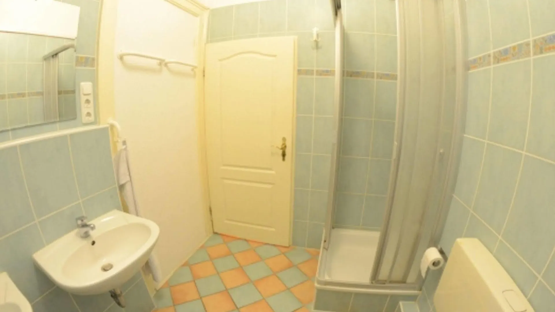Hotel&Hostel B8 بيت شباب