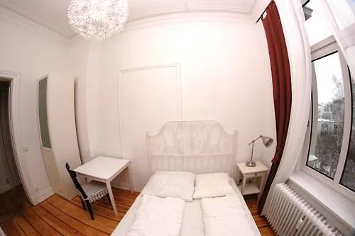 Hotel&Hostel B8 بيت شباب هامبورغ